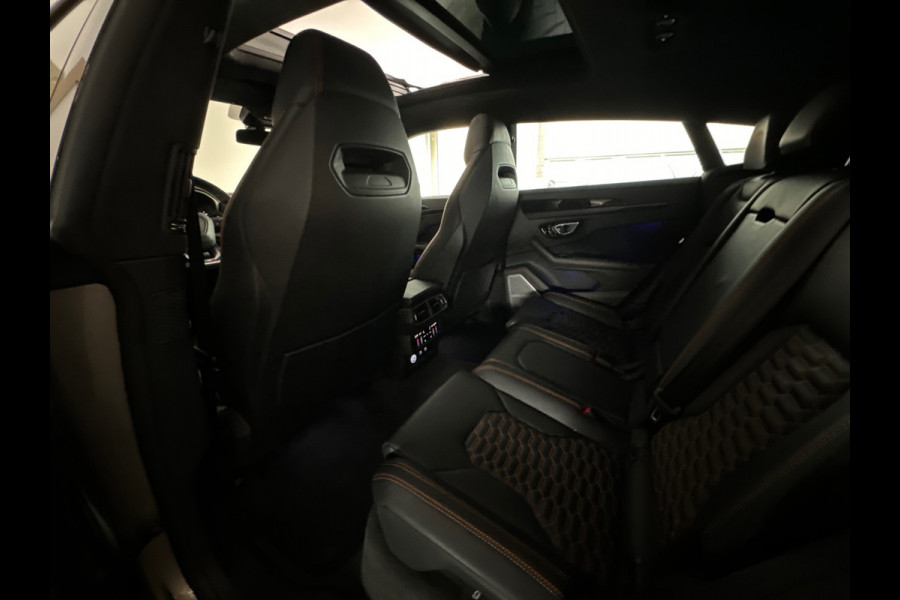 Lamborghini Urus 4.0 V8 Pano|Ceramic|B&O 3D|360 Camera|Massage