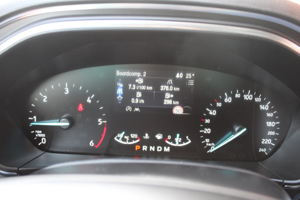 Ford FOCUS Wagon 2.0 EcoBlue Active Business 150pk | Panoramadak | Wegklapbare trekhaak | Adaptive cruise control  | Bang&Olfusen | Head up Display | Full LED | 2 bandensets | 1.600kg trekgewicht