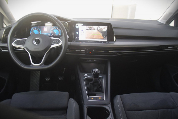 Volkswagen Golf 1.5 TSI Style HEAD-UP/AUDIO PREMIUM/CAMERA/VERWARMDE VOORSTOELEN/