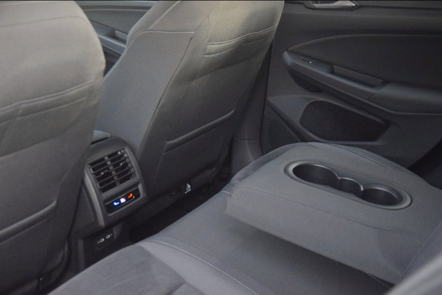 Volkswagen Golf 1.5 TSI Style HEAD-UP/AUDIO PREMIUM/CAMERA/VERWARMDE VOORSTOELEN/