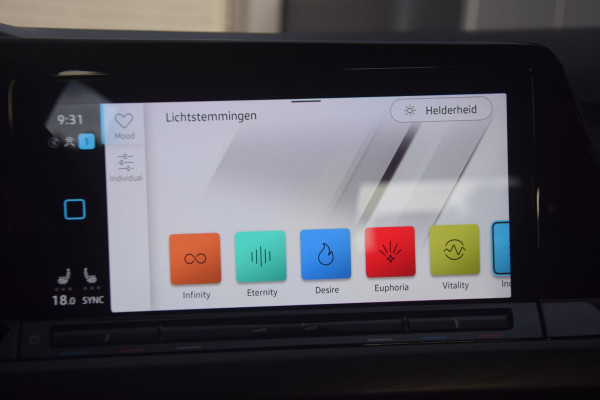 Volkswagen Golf 1.5 TSI Style HEAD-UP/AUDIO PREMIUM/CAMERA/VERWARMDE VOORSTOELEN/