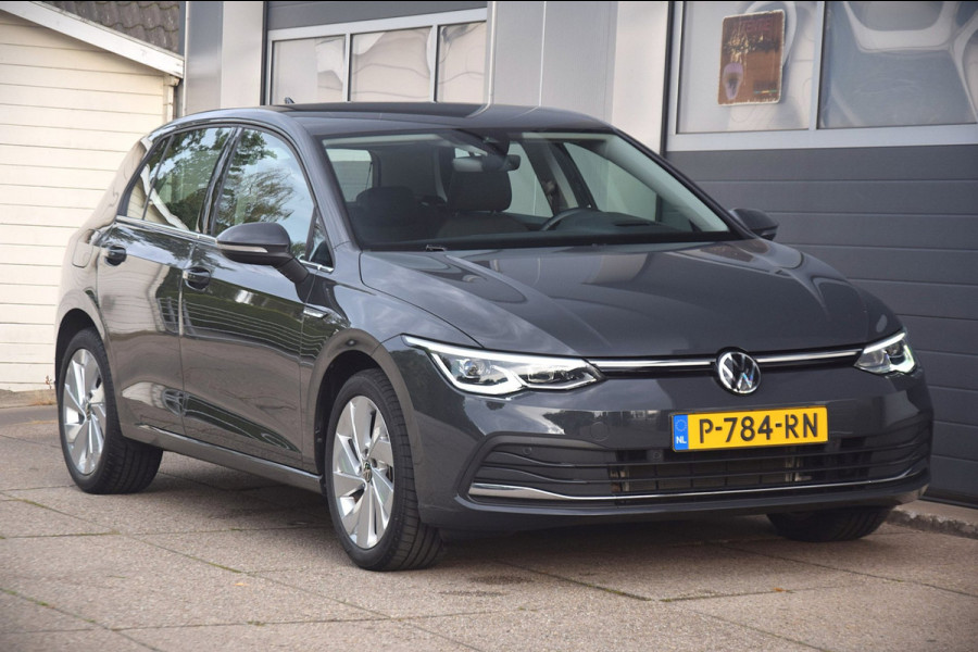 Volkswagen Golf 1.5 TSI Style HEAD-UP/AUDIO PREMIUM/CAMERA/VERWARMDE VOORSTOELEN/