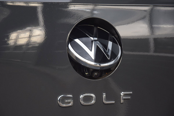 Volkswagen Golf 1.5 TSI Style HEAD-UP/AUDIO PREMIUM/CAMERA/VERWARMDE VOORSTOELEN/