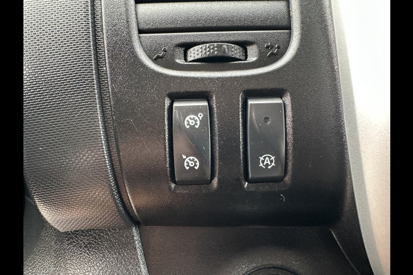 Renault Trafic 2.0 dCi 120 PK / L2H1 / 1e EIG. / IMPERIAAL / 2x SCHUIFDEUR / TREKHAAK / LED KOPLAMPEN / AIRCO / CRUISE