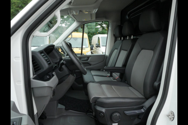 Volkswagen Crafter 2.0 TDI 140PK L3H3 Airco Camera Imperiaal Trekhaak