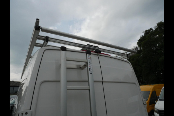 Volkswagen Crafter 2.0 TDI 140PK L3H3 Airco Camera Imperiaal Trekhaak