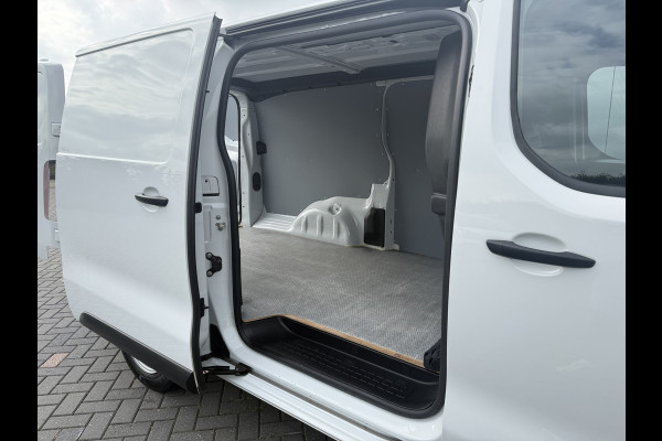 Opel Vivaro 2.0 CDTI 145 PK / L3H1 / 1e EIG. / AIRCO / CRUISE / CAMERA / NAVI / CARPLAY / 3-ZITS
