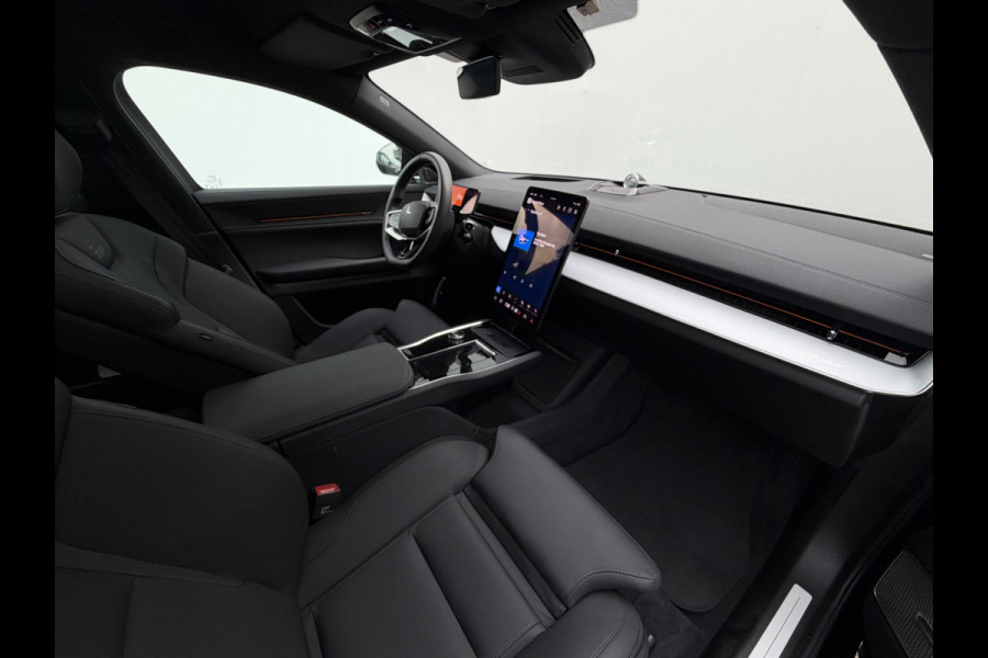 Polestar 3 Long range Dual motor 111 kWh 360° 22Inch B&W 1Eig Luchtver. Pano.dak