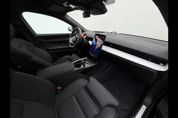 Polestar 3 Long range Dual motor 111 kWh 360° 22Inch B&W 1Eig Luchtver. Pano.dak