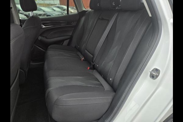MG Mg5 electric Long Range Comfort 61 kWh NL-AUTO | NAVI | CAMERA | SOH 93,5%