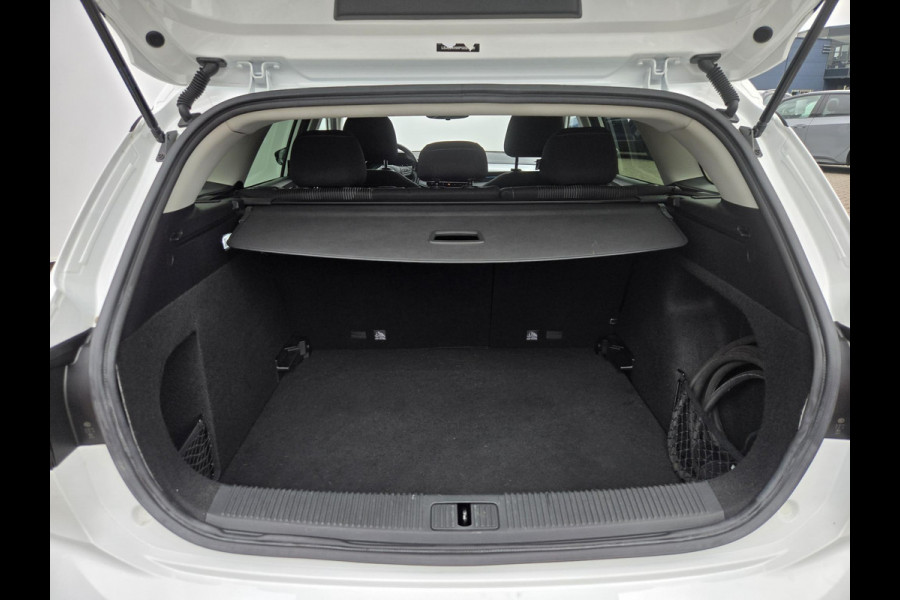MG Mg5 electric Long Range Comfort 61 kWh NL-AUTO | NAVI | CAMERA | SOH 93,5%