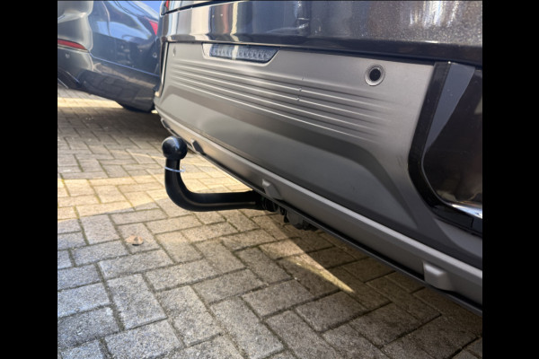 Lynk & Co 01 276PK Automaat More / Adaptive cruise control / Leren bekleding / Elektrisch verstelbare stoelen / Schuif- kanteldak / Stoel- en stuurverwarming / Parkeersensoren V+A / 360 Graden Camera / Elektrische achterklep / 20" lichtmetalen velgen / Trekhaak