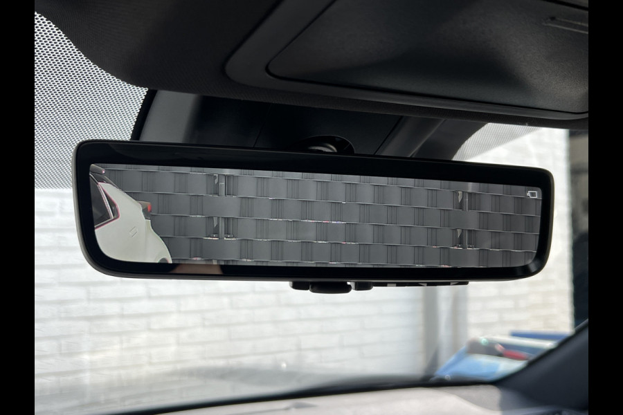 Toyota RAV4 2.5 Plug-in Hybrid AWD Style | Trekhaak | HUD | Camera | LED | Carplay