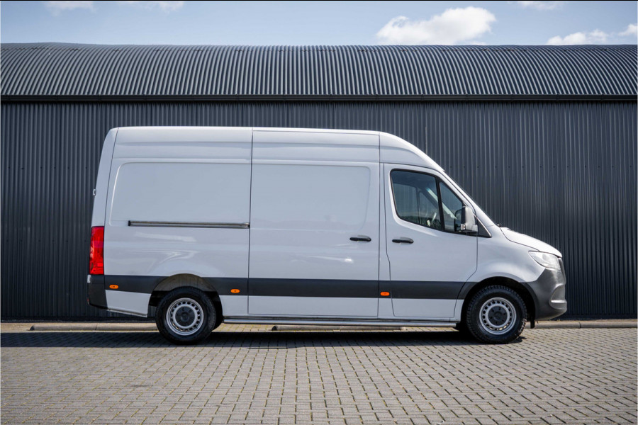 Mercedes-Benz Sprinter 311 CDI RWD L2H2 | Volledig Ingericht | Mbux | Camera | Climatronic