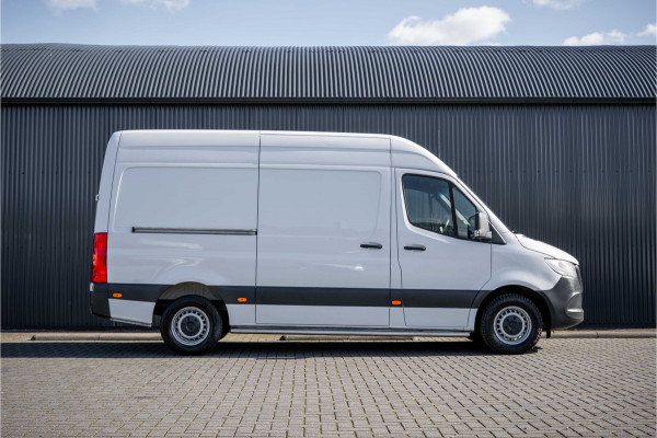 Mercedes-Benz Sprinter 311 CDI RWD L2H2 | Volledig Ingericht | Mbux | Camera | Climatronic