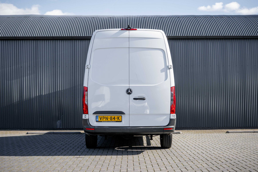Mercedes-Benz Sprinter 311 CDI RWD L2H2 | Volledig Ingericht | Mbux | Camera | Climatronic