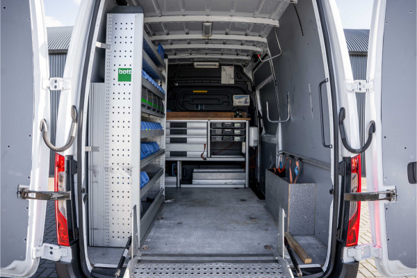 Mercedes-Benz Sprinter 311 CDI RWD L2H2 | Volledig Ingericht | Mbux | Camera | Climatronic
