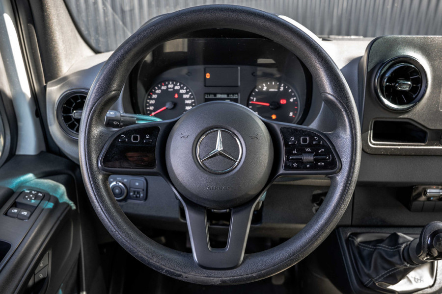 Mercedes-Benz Sprinter 311 CDI RWD L2H2 | Volledig Ingericht | Mbux | Camera | Climatronic