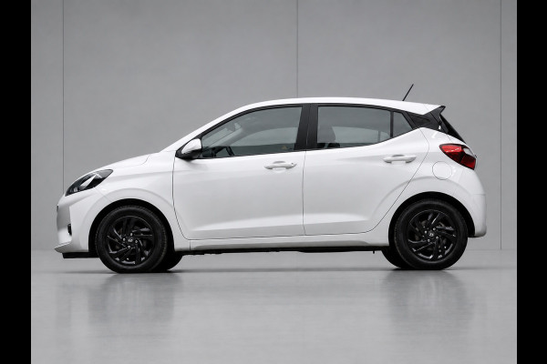 Hyundai i10 1.0 Comfortline Sport (APPLE CARPLAY,NAVI,PDC,CRUISE,LED,GETINT,TREKHAAK,SPORTSTOELEN,NETTE STAAT)