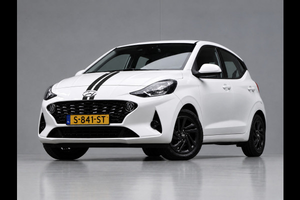 Hyundai i10 1.0 Comfortline Sport (APPLE CARPLAY,NAVI,PDC,CRUISE,LED,GETINT,TREKHAAK,SPORTSTOELEN,NETTE STAAT)
