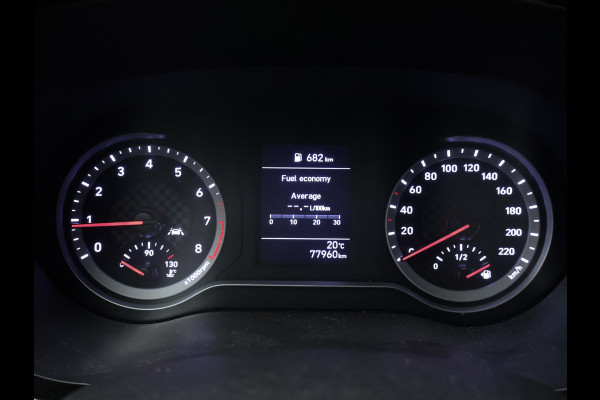 Hyundai i10 1.0 Comfortline Sport (APPLE CARPLAY,NAVI,PDC,CRUISE,LED,GETINT,TREKHAAK,SPORTSTOELEN,NETTE STAAT)