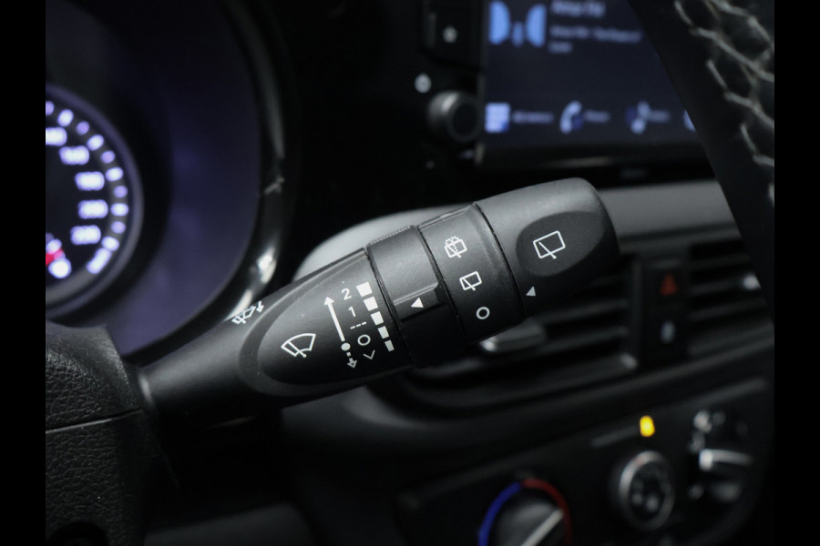 Hyundai i10 1.0 Comfortline Sport (APPLE CARPLAY,NAVI,PDC,CRUISE,LED,GETINT,TREKHAAK,SPORTSTOELEN,NETTE STAAT)