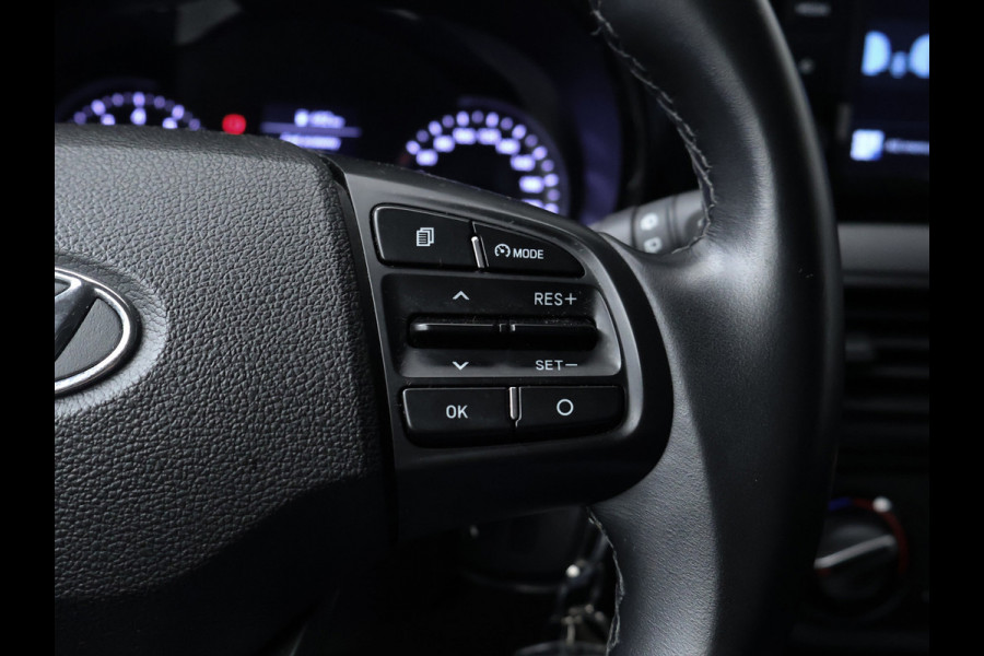 Hyundai i10 1.0 Comfortline Sport (APPLE CARPLAY,NAVI,PDC,CRUISE,LED,GETINT,TREKHAAK,SPORTSTOELEN,NETTE STAAT)