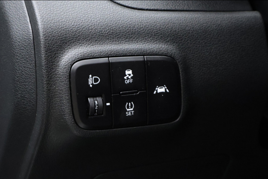 Hyundai i10 1.0 Comfortline Sport (APPLE CARPLAY,NAVI,PDC,CRUISE,LED,GETINT,TREKHAAK,SPORTSTOELEN,NETTE STAAT)