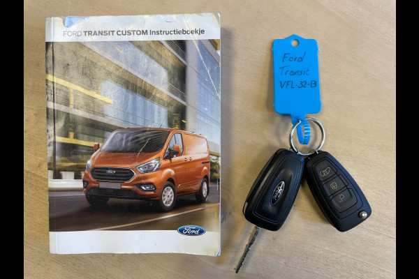 Ford Transit Custom 300 2.0 TDCI L2H1 Limited DC|FULL OPTION|AUTOMAAT|ACC|2X SCHUIFDEUR|CARPLAY|CAMERA|TREKHAAK|1e EIG|NAP|NL-AUTO