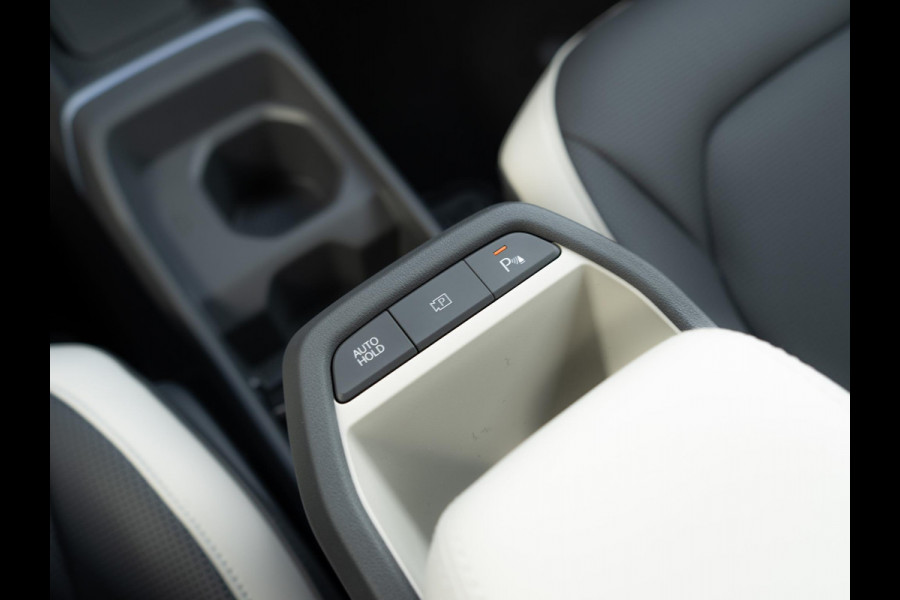 Kia EV2 GT-Line 61 kWh 4p. | Schuifkanteldak | Stoel en stuurverwarming | PDC voor en achter |