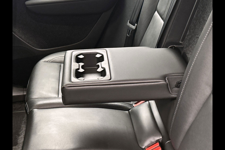 Volvo XC40 1.5 T5 Recharge Inscription Expression | 1e Eigenaar | Leder | Apple/Carplay | Elek. Kofferklep |