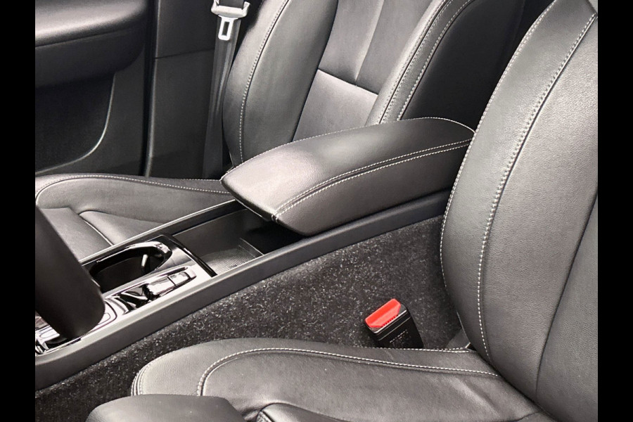 Volvo XC40 1.5 T5 Recharge Inscription Expression | 1e Eigenaar | Leder | Apple/Carplay | Elek. Kofferklep |