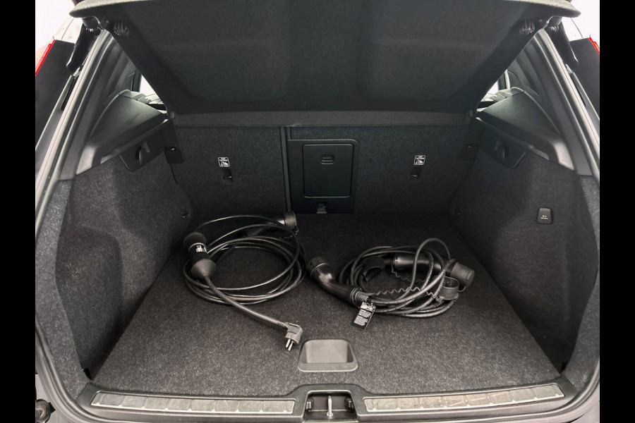 Volvo XC40 1.5 T5 Recharge Inscription Expression | 1e Eigenaar | Leder | Apple/Carplay | Elek. Kofferklep |
