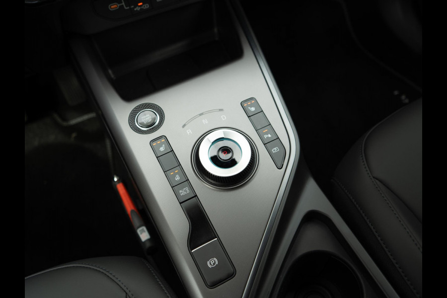 Kia Niro 1.6 GDi Hybrid DynamicPlusLine | Schuifkantel dak | Navigatie | Stoel en stuurverwarming |