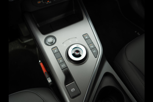 Kia Niro 1.6 GDi Hybrid DynamicPlusLine | Schuifkantel dak | Navigatie | Stoel en stuurverwarming |