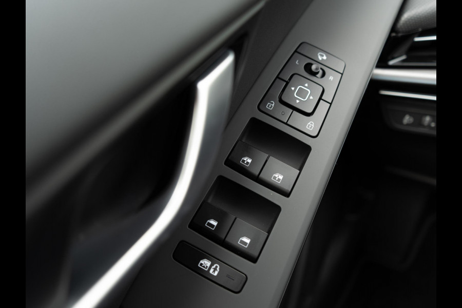 Kia Niro 1.6 GDi Hybrid DynamicPlusLine | Schuifkantel dak | Navigatie | Stoel en stuurverwarming |