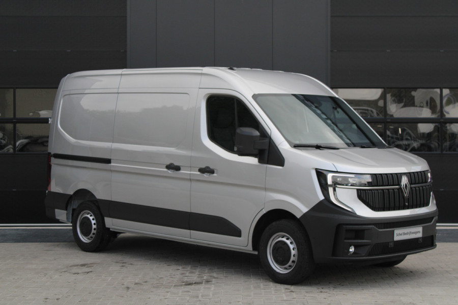 Renault Master T35 2.0 dCi 170pk L2H2 Extra - Navigatie - Camera - 270 gr deuren - Parkeersensoren - Draadloos laden - Rijklaar