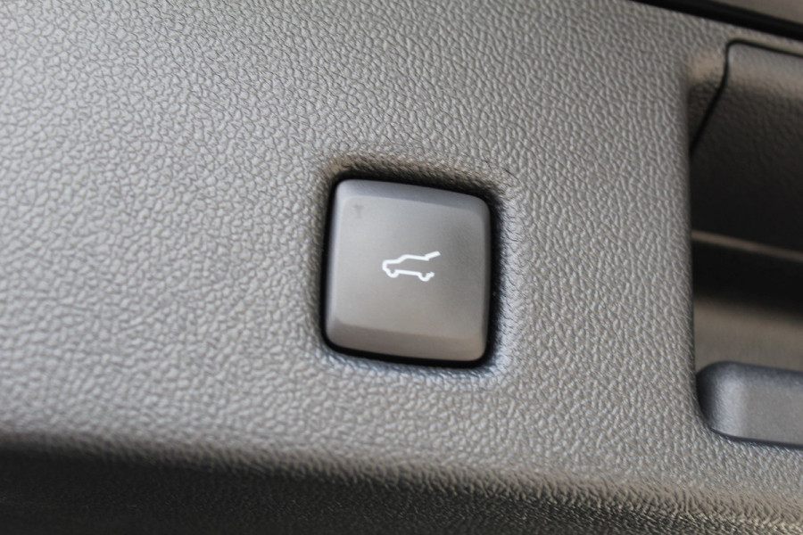 Ford Kuga 2.5 PHEV ST-Line X | Trekhaak | Panoramadak | BLIS | B&O