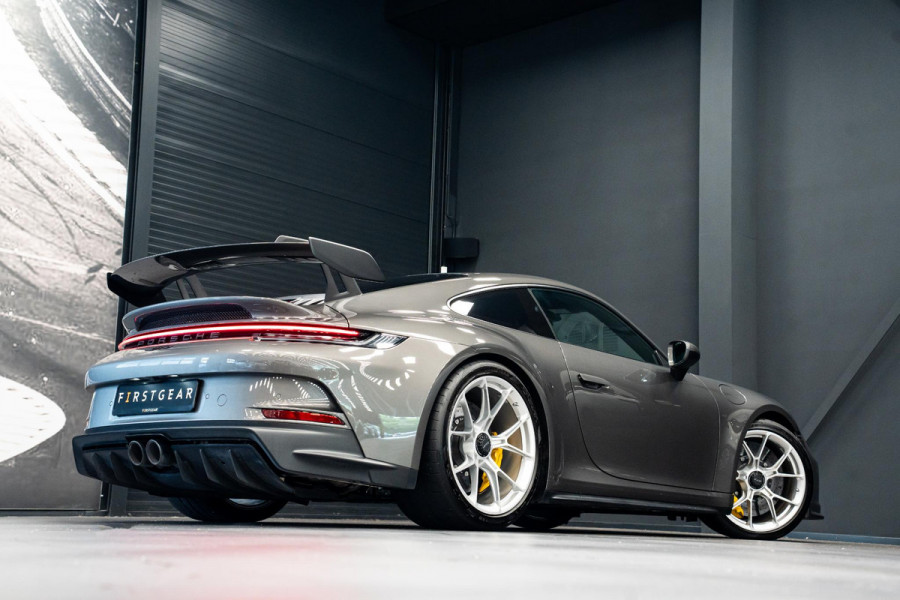 Porsche 911 4.0 GT3 *Keramisch / Vierwielbesturing / BOSE / Hefsysteem-vooras / Clubsport-pakket / Sportuitlaat-systeem / Carbon*