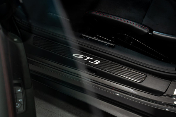 Porsche 911 4.0 GT3 *Keramisch / Vierwielbesturing / BOSE / Hefsysteem-vooras / Clubsport-pakket / Sportuitlaat-systeem / Carbon*