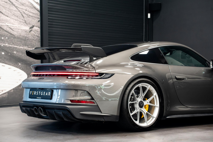 Porsche 911 4.0 GT3 *Keramisch / Vierwielbesturing / BOSE / Hefsysteem-vooras / Clubsport-pakket / Sportuitlaat-systeem / Carbon*