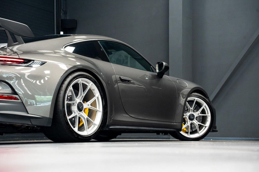 Porsche 911 4.0 GT3 *Keramisch / Vierwielbesturing / BOSE / Hefsysteem-vooras / Clubsport-pakket / Sportuitlaat-systeem / Carbon*