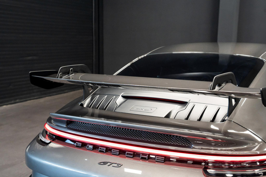 Porsche 911 4.0 GT3 *Keramisch / Vierwielbesturing / BOSE / Hefsysteem-vooras / Clubsport-pakket / Sportuitlaat-systeem / Carbon*