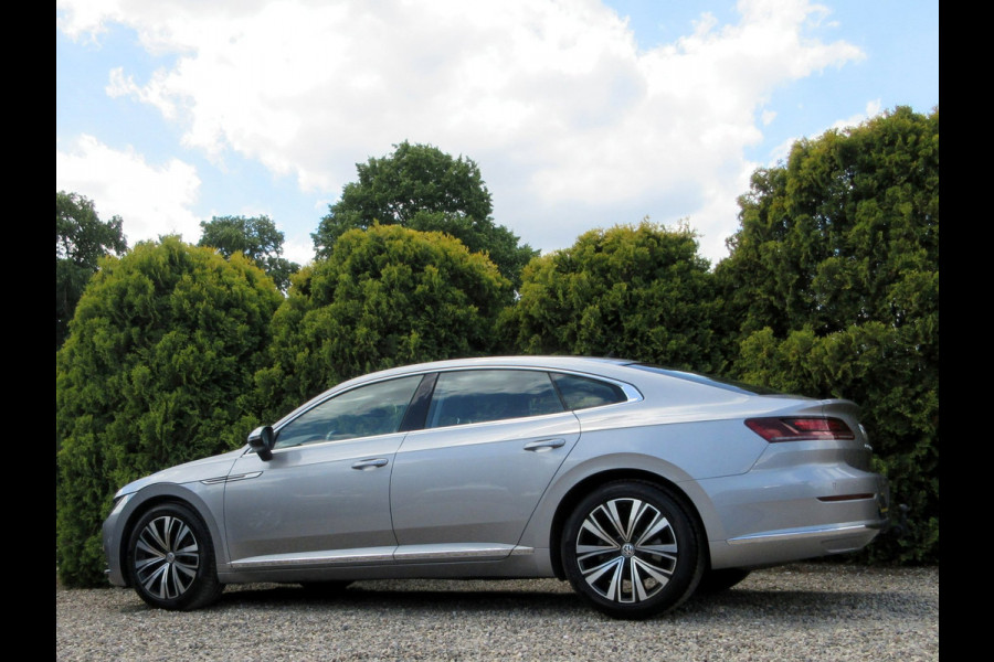 Volkswagen Arteon 1.5 TSI Elegance * Navi * Trekhaak *