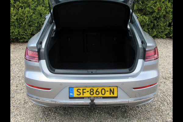 Volkswagen Arteon 1.5 TSI Elegance * Navi * Trekhaak *