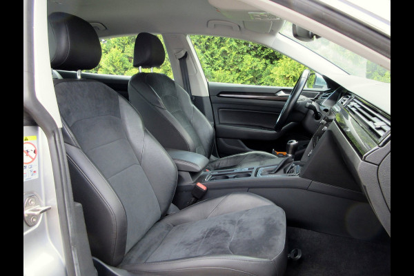 Volkswagen Arteon 1.5 TSI Elegance * Navi * Trekhaak *