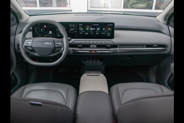 Kia EV3 Plus Advanced 81.4 kWh l Long range l Schuifkantel dak l Stoel en stuurwielverwarming l Lederlook bekleding l Accu SOH 99,1 % l