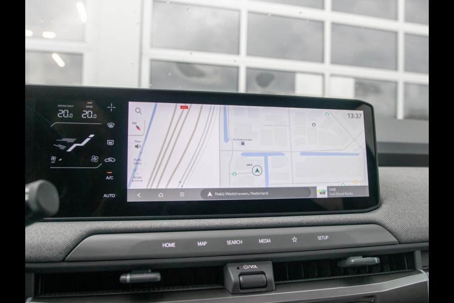 Kia EV3 Plus Advanced 81.4 kWh l Long range l Schuifkantel dak l Stoel en stuurwielverwarming l Lederlook bekleding l Accu SOH 99,1 % l