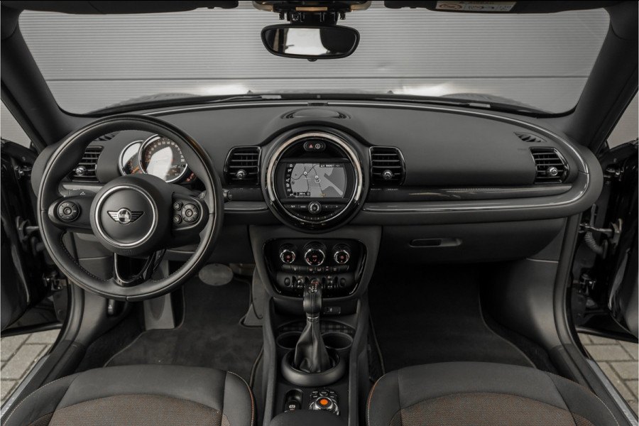 MINI Clubman 1.5 Cooper Salt Business Automaat CarPlay Trekhaak