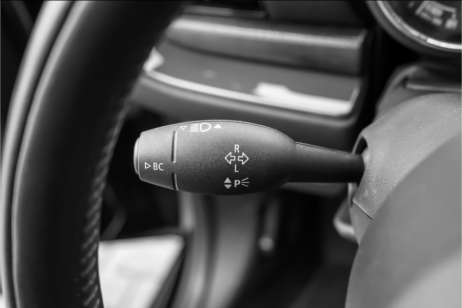 MINI Clubman 1.5 Cooper Salt Business Automaat CarPlay Trekhaak